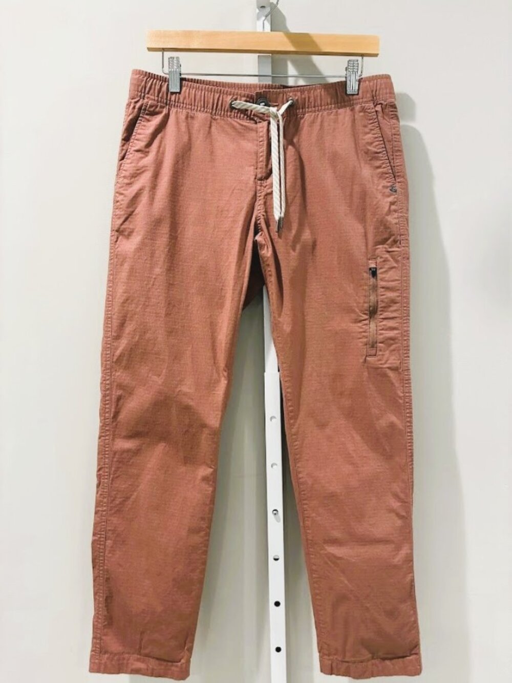 Vuori Men's Medium Ripstop Cotton Drawstring Waist Hiking Climbing Pants